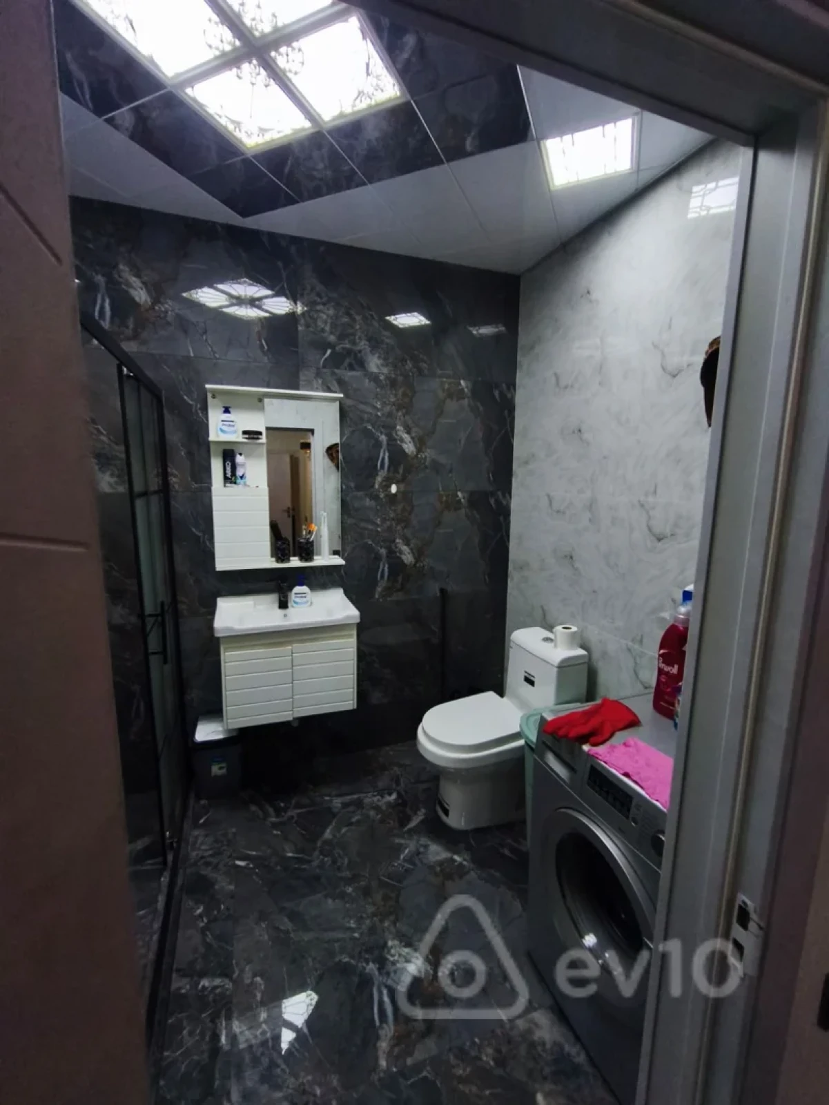 Kirayə verilir 3 otaqlı yeni tikili 120 m²