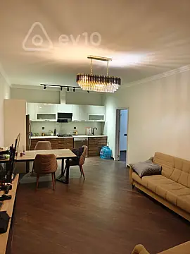 Kirayə verilir 3 otaqlı yeni tikili 120 m²