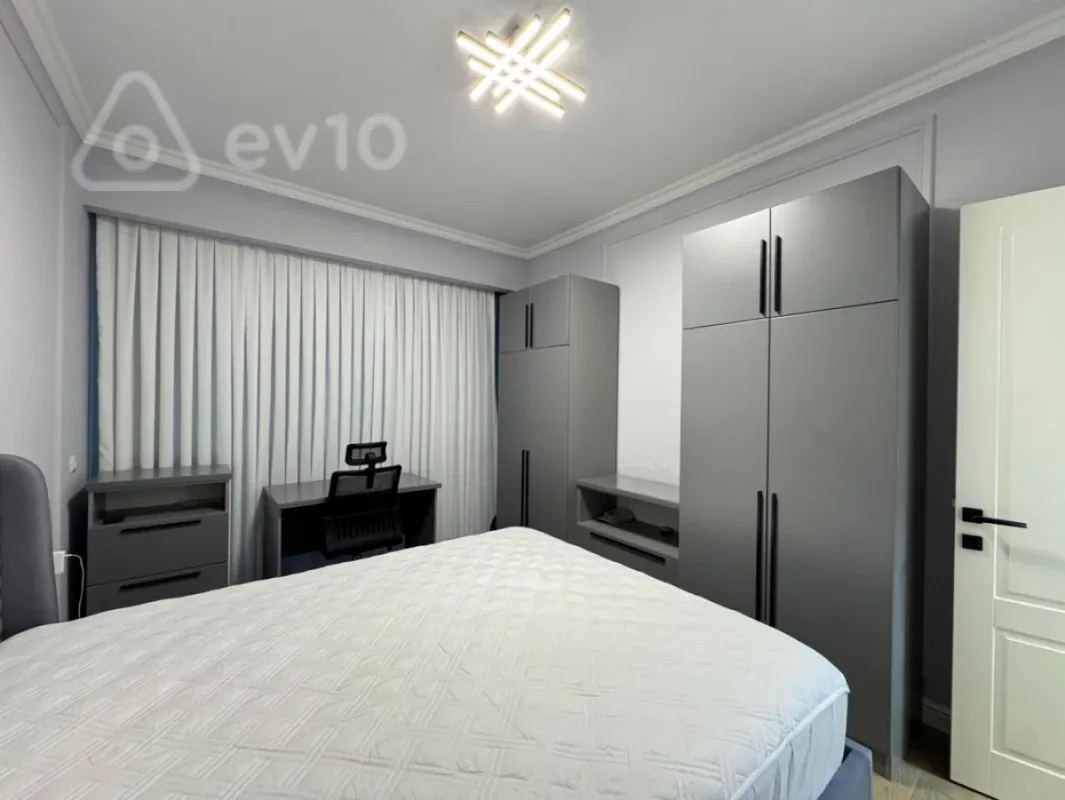 Kirayə verilir 3 otaqlı yeni tikili 90 m²