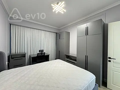 Kirayə verilir 3 otaqlı yeni tikili 90 m²
