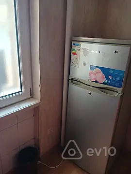 Kirayə verilir 2 otaqlı köhnə tikili 55 m²