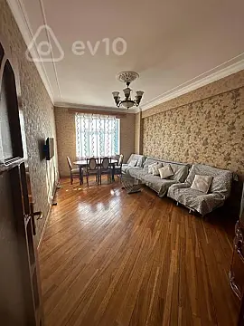 Kirayə verilir 3 otaqlı yeni tikili 100 m²