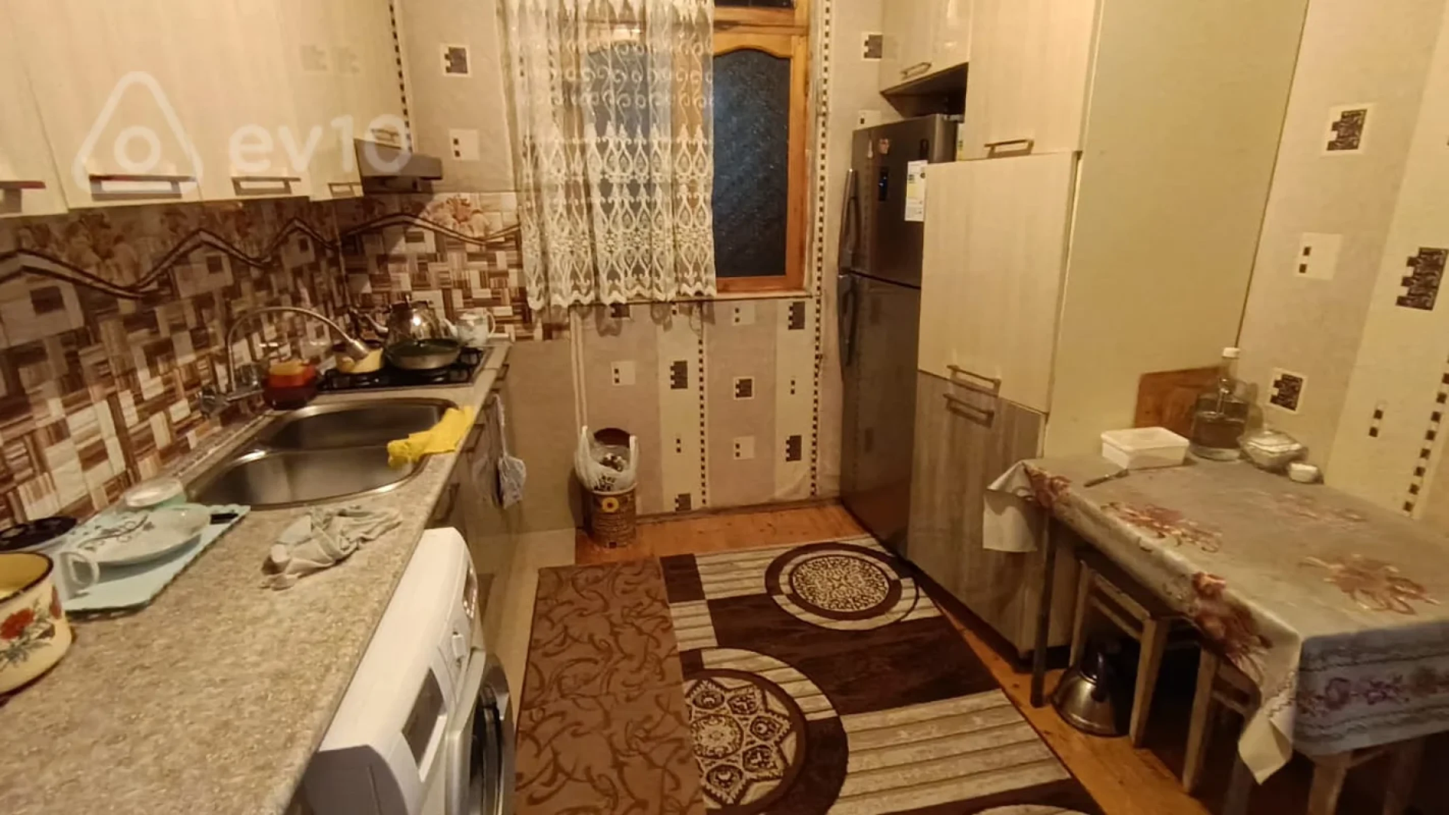 Satılır 4 otaqlı həyət evi 175 m²