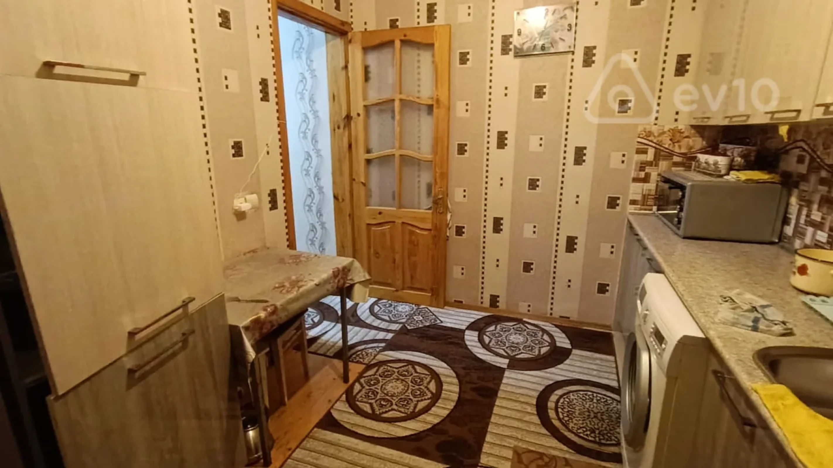Satılır 4 otaqlı həyət evi 175 m²