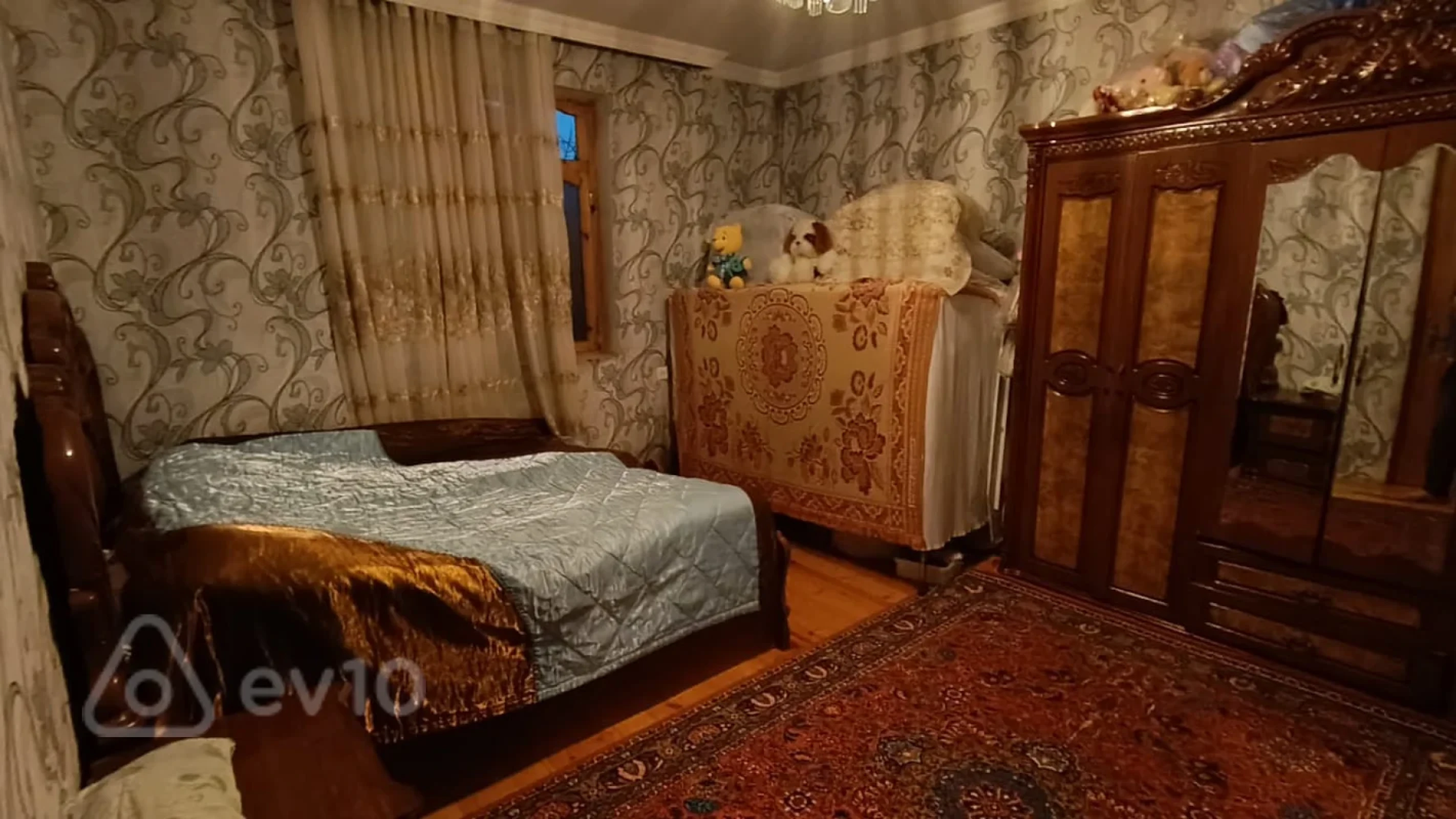 Satılır 4 otaqlı həyət evi 175 m²