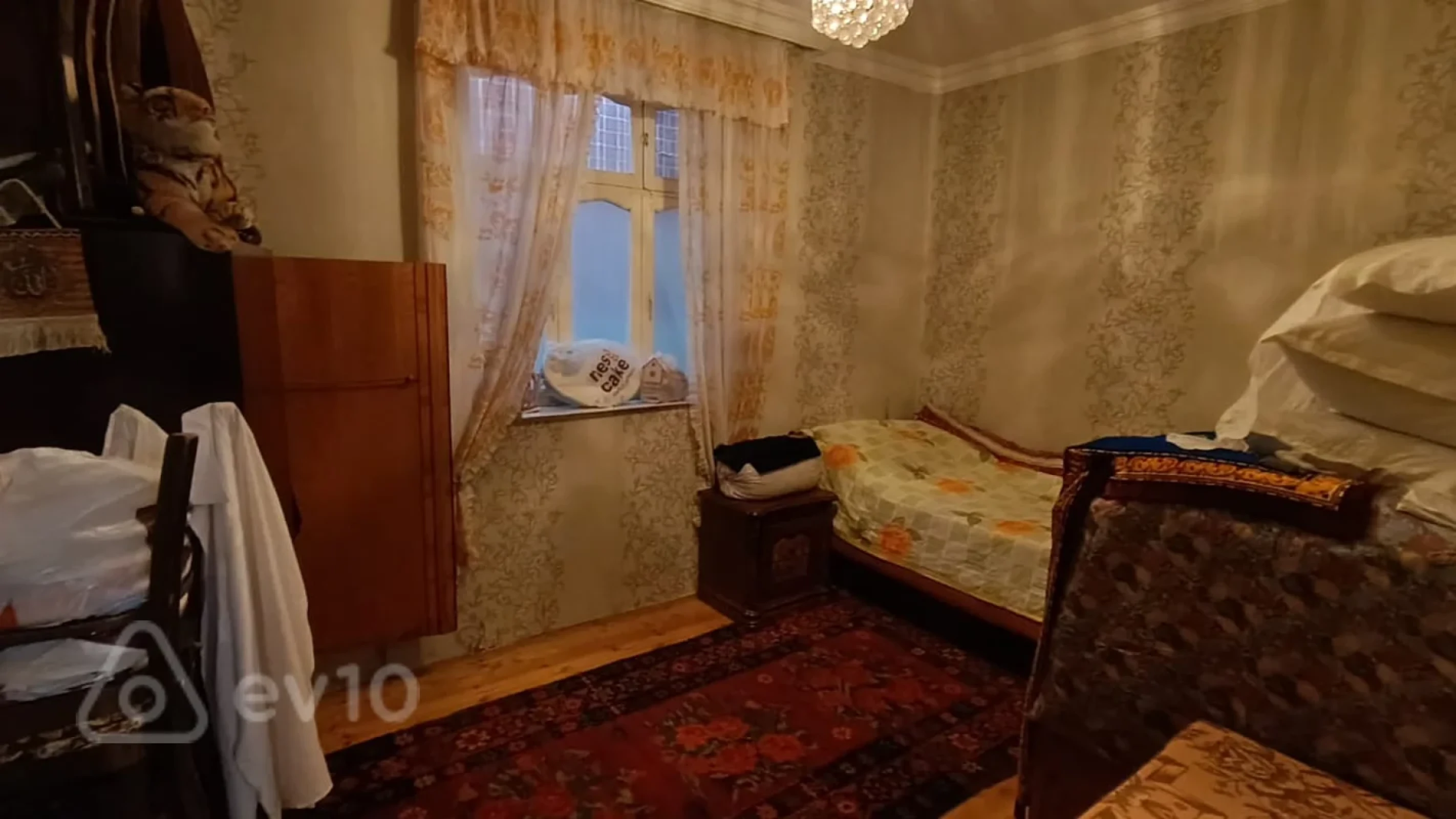 Satılır 4 otaqlı həyət evi 175 m²