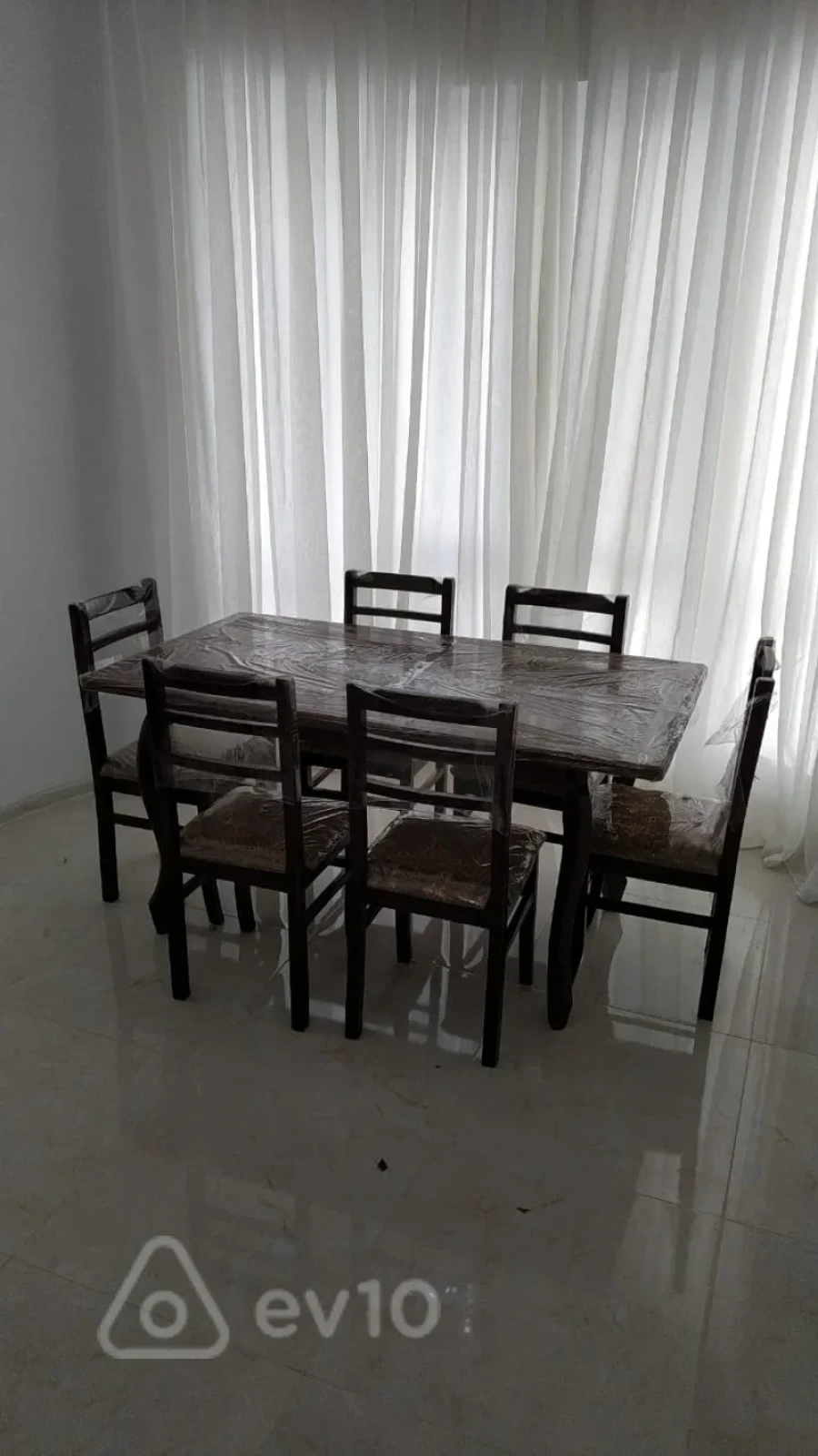 Kirayə verilir 3 otaqlı yeni tikili 91 m²