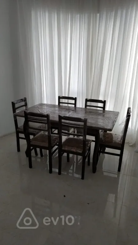 Kirayə verilir 3 otaqlı yeni tikili 91 m²