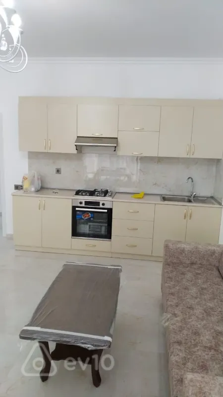 Kirayə verilir 3 otaqlı yeni tikili 91 m²