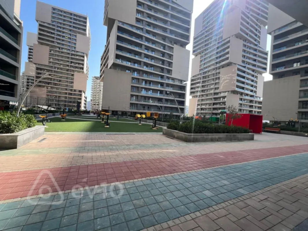 Kirayə verilir 3 otaqlı yeni tikili 100 m²
