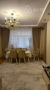 Kirayə verilir 3 otaqlı yeni tikili 110 m²
