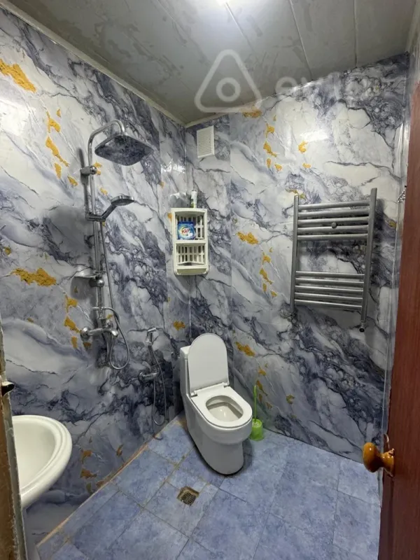 Kirayə verilir 3 otaqlı yeni tikili 70 m²