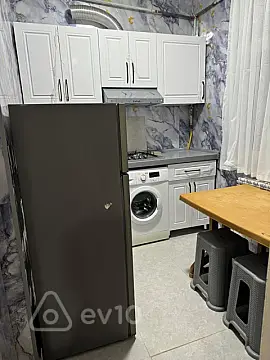 Kirayə verilir 3 otaqlı yeni tikili 70 m²