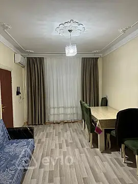 Kirayə verilir 3 otaqlı yeni tikili 70 m²