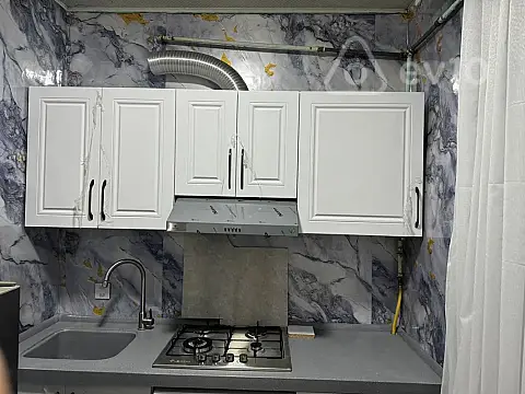 Kirayə verilir 3 otaqlı yeni tikili 70 m²