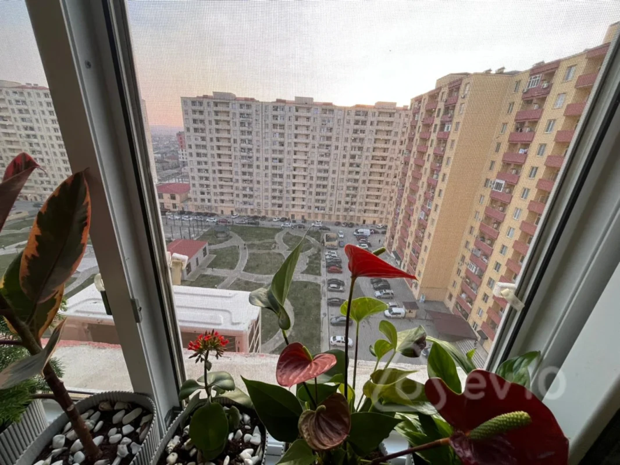 Satılır 2 otaqlı yeni tikili 71 m²