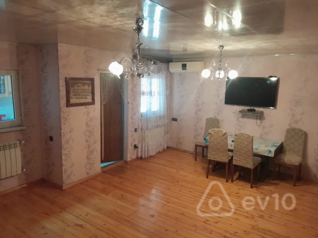 Kirayə verilir 3 otaqlı həyət evi 80 m²