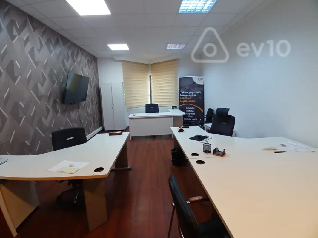 Kirayə verilir 1 otaqlı ofis 40 m²