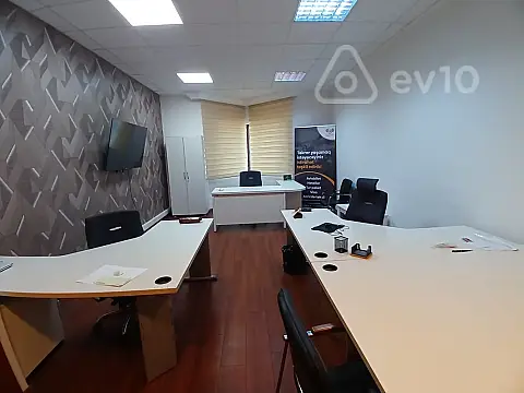 Kirayə verilir 1 otaqlı ofis 40 m²