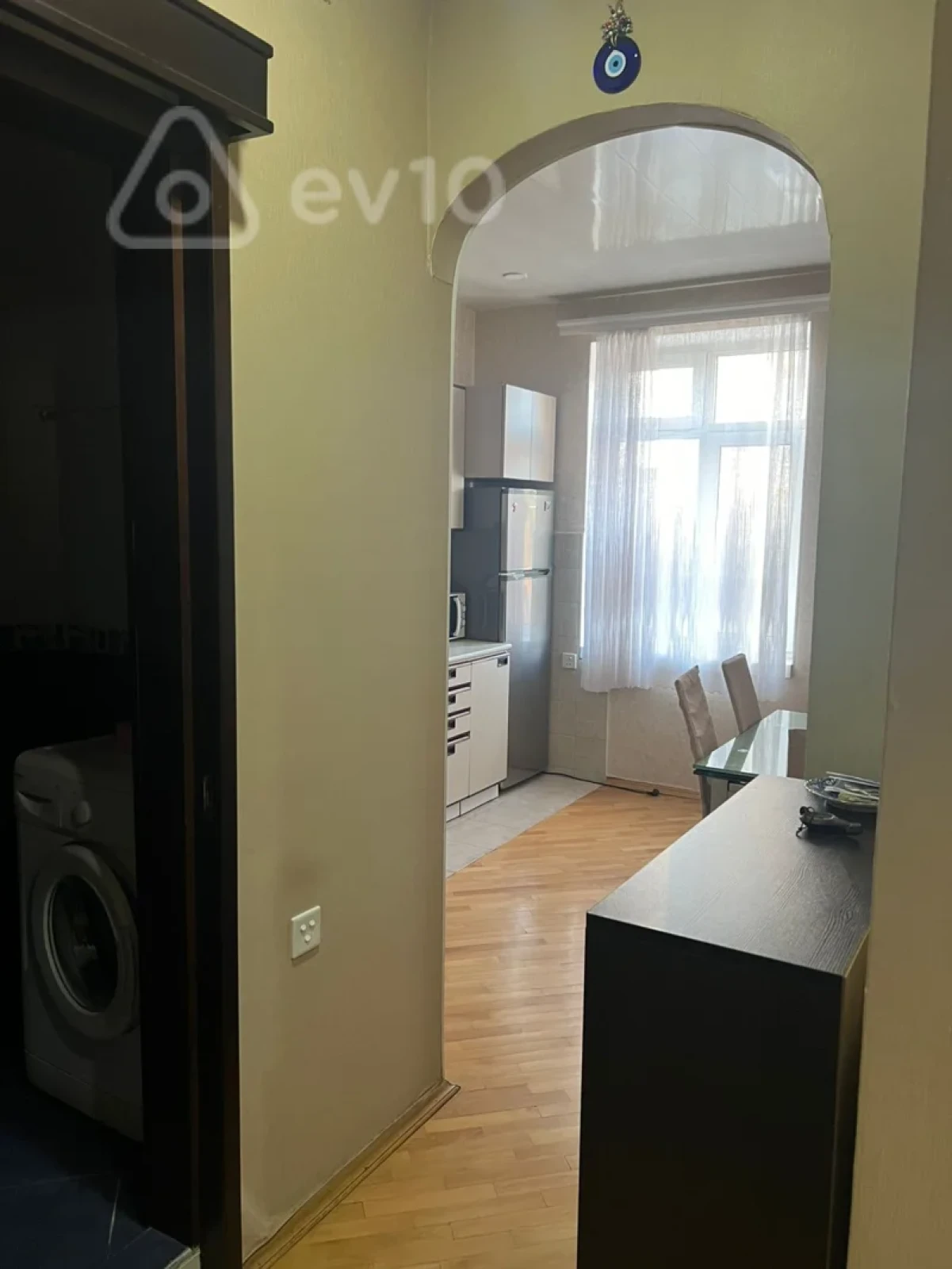 Kirayə verilir 3 otaqlı köhnə tikili 90 m²
