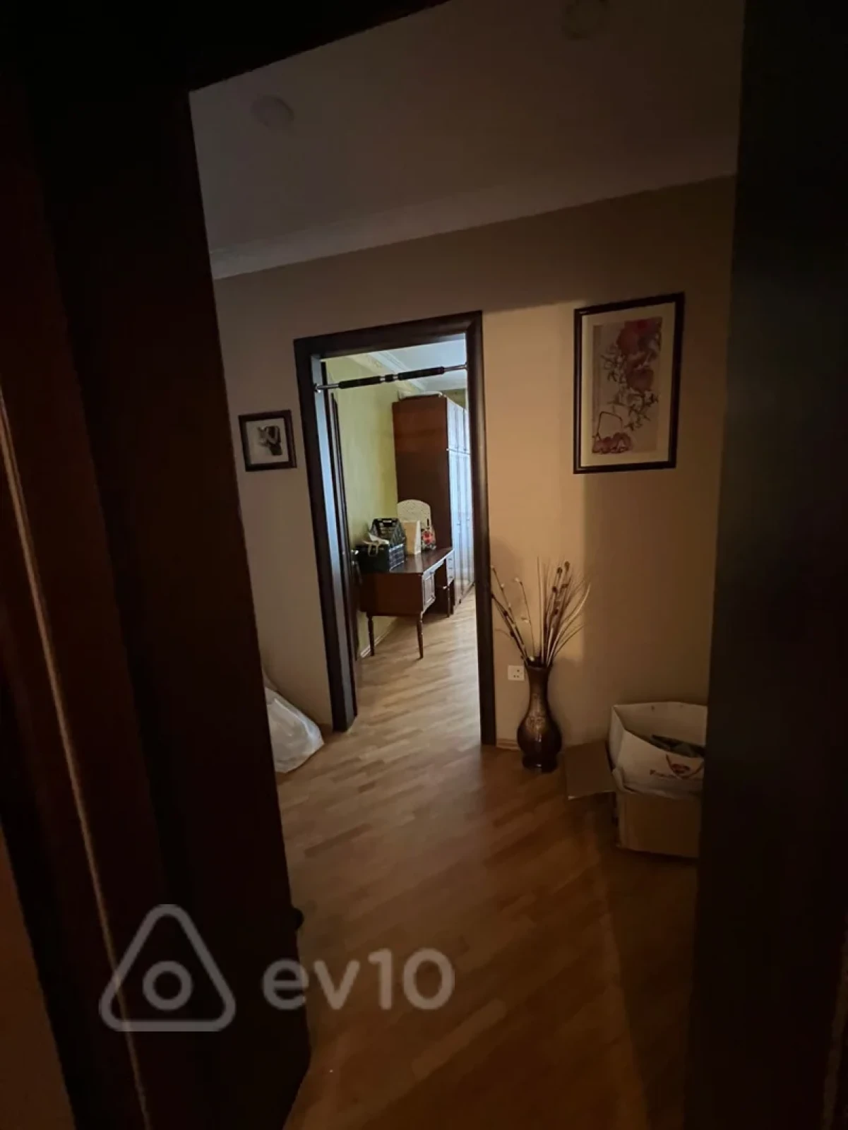 Kirayə verilir 3 otaqlı köhnə tikili 90 m²