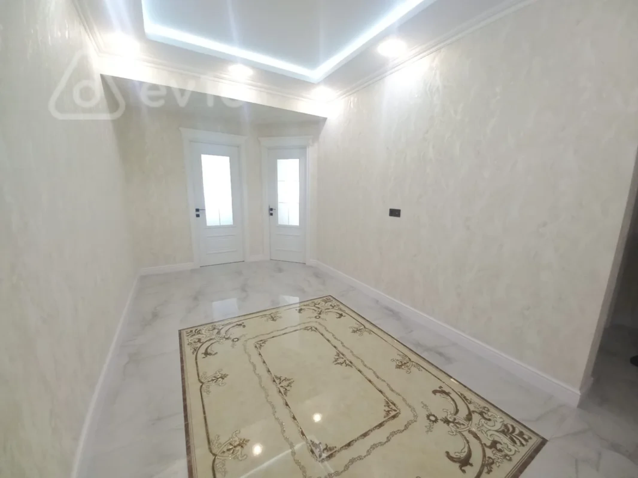 Kirayə verilir 3 otaqlı yeni tikili 122 m²