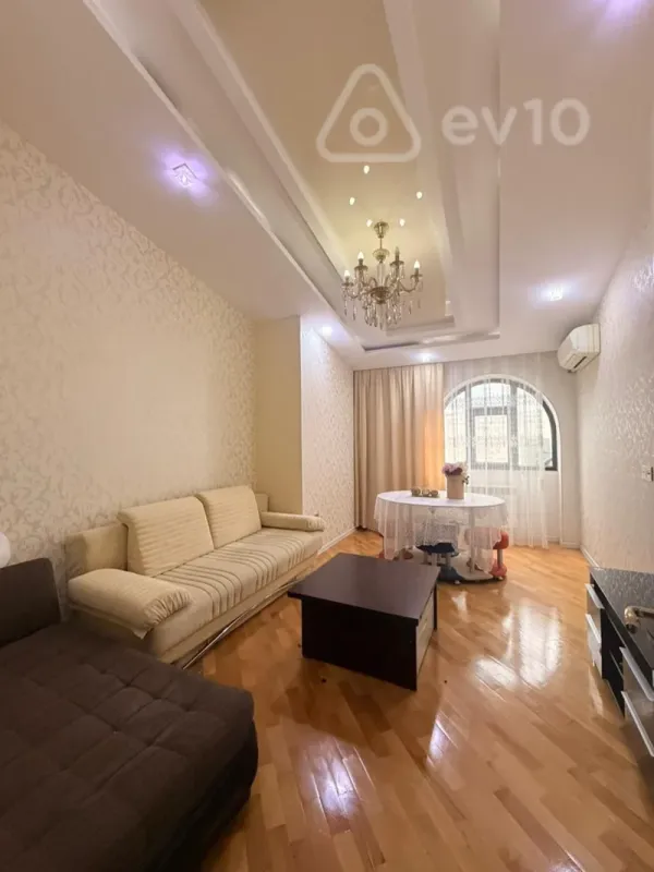 Kirayə verilir 2 otaqlı yeni tikili 64 m²