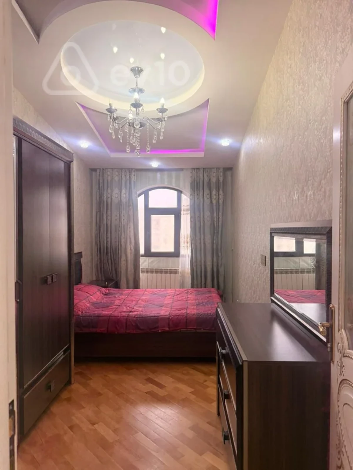 Kirayə verilir 2 otaqlı yeni tikili 64 m²