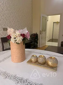 Kirayə verilir 2 otaqlı yeni tikili 64 m²