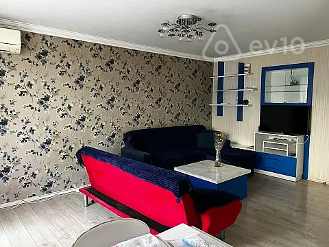 Kirayə verilir 3 otaqlı köhnə tikili 68 m²