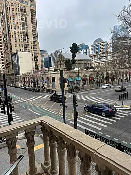 Kirayə verilir 3 otaqlı köhnə tikili 90 m² — Bakı, Nərimanov 3 otaq 90.00 m²