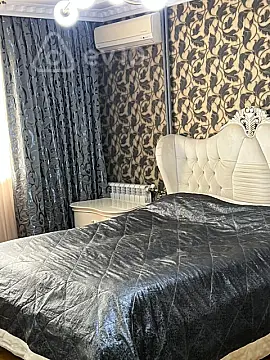 Kirayə verilir 3 otaqlı köhnə tikili 94 m²