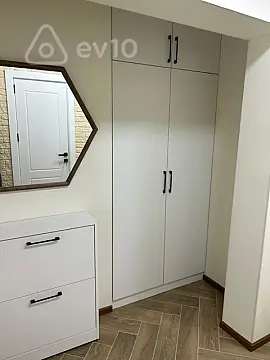 Kirayə verilir 1 otaqlı köhnə tikili 43 m²