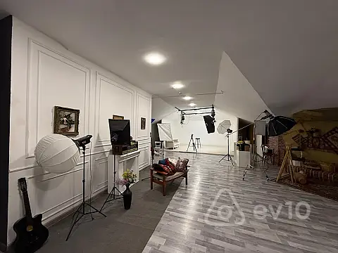 Kirayə verilir mənzil 250 m²