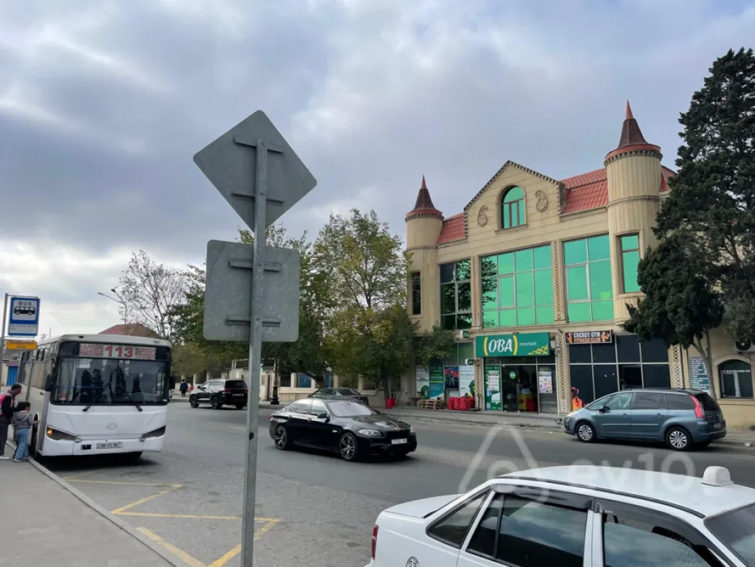 Kirayə verilir mənzil 250 m²