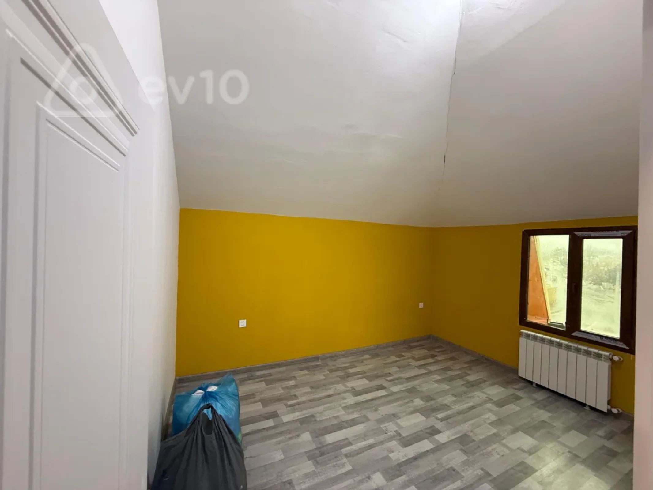 Kirayə verilir mənzil 250 m²