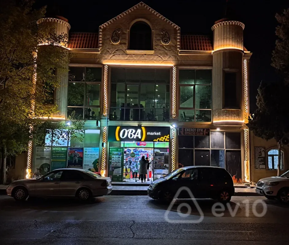 Kirayə verilir mənzil 250 m²
