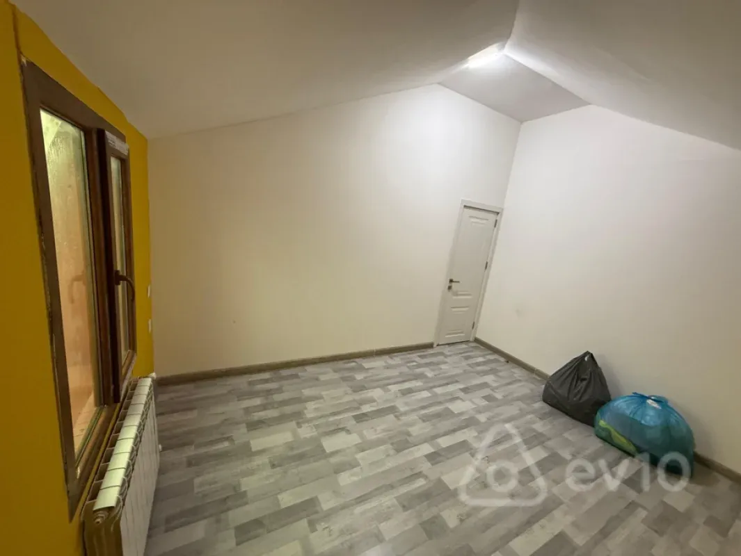 Kirayə verilir mənzil 250 m²