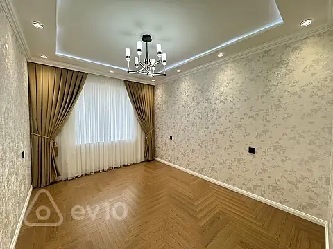 Satılır 3 otaqlı köhnə tikili 75 m²