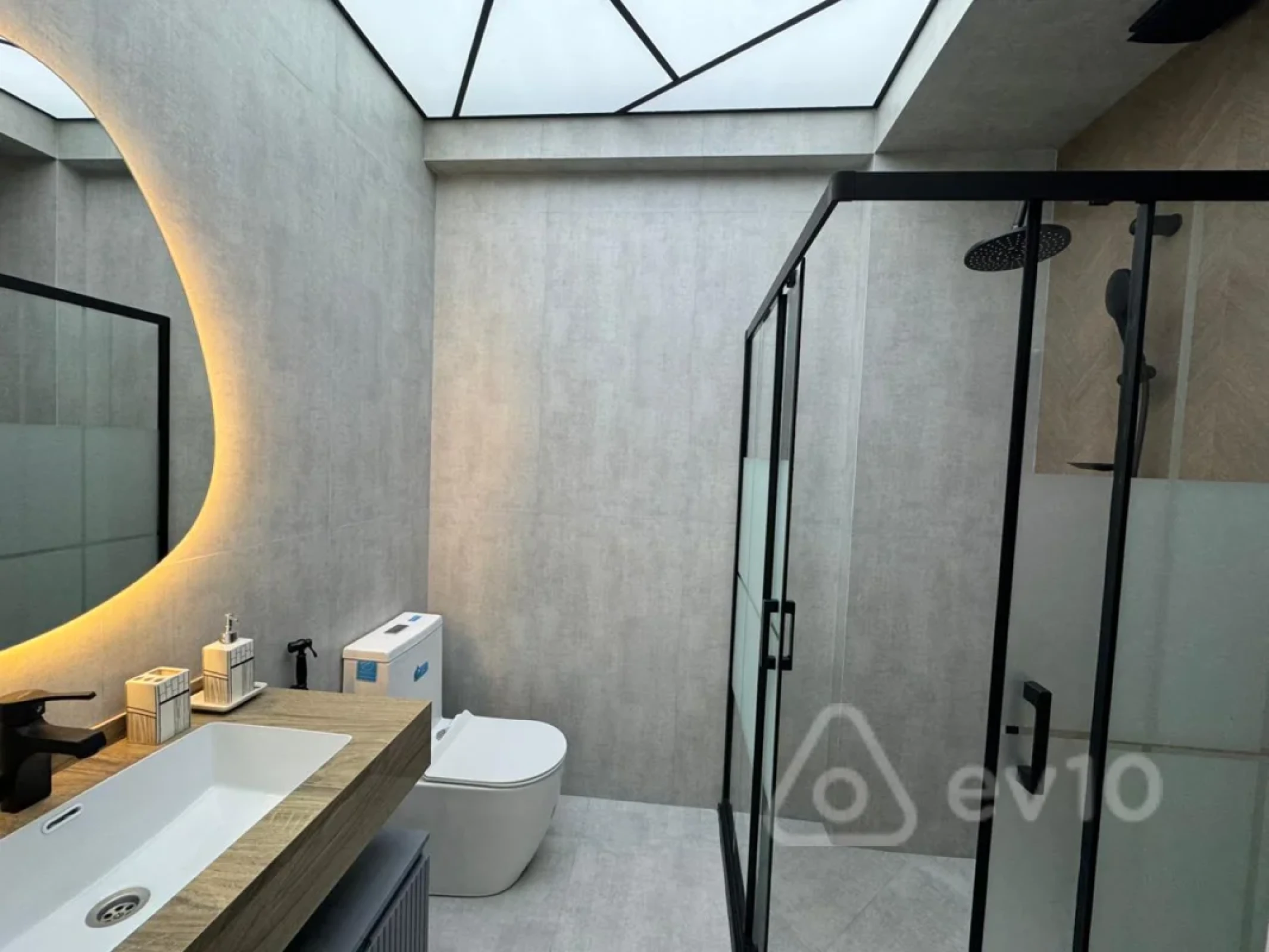 Satılır 2 otaqlı yeni tikili 55 m²