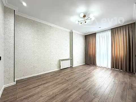 Kirayə verilir 3 otaqlı köhnə tikili 82 m²