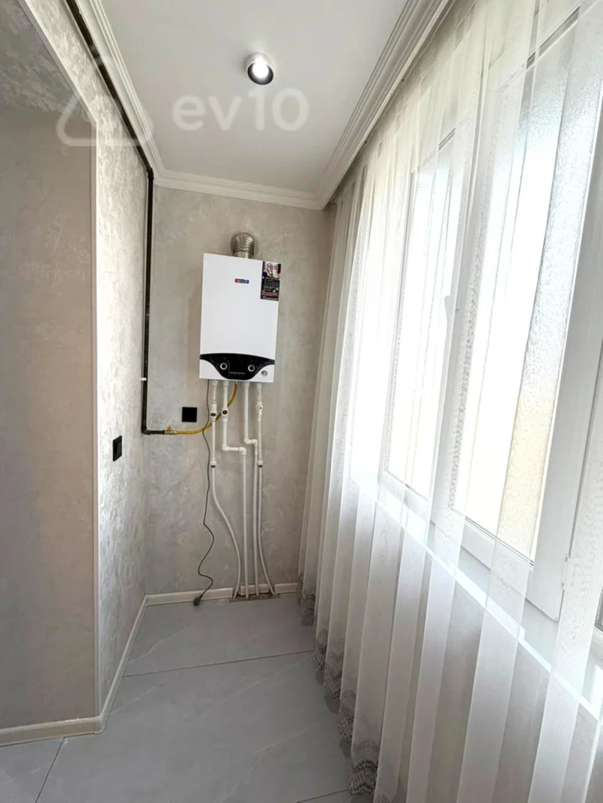 Kirayə verilir 3 otaqlı köhnə tikili 82 m²