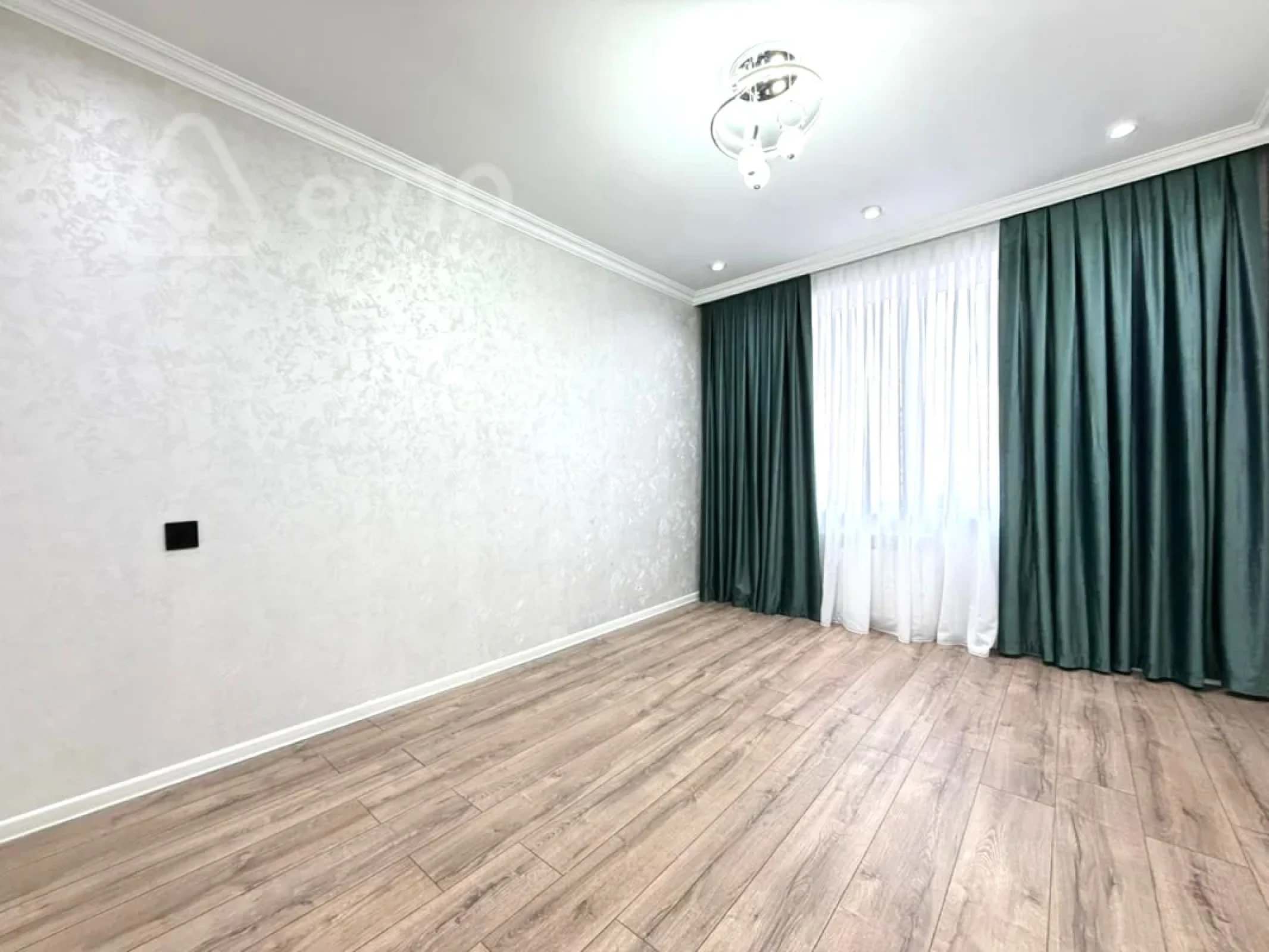 Kirayə verilir 3 otaqlı köhnə tikili 82 m²
