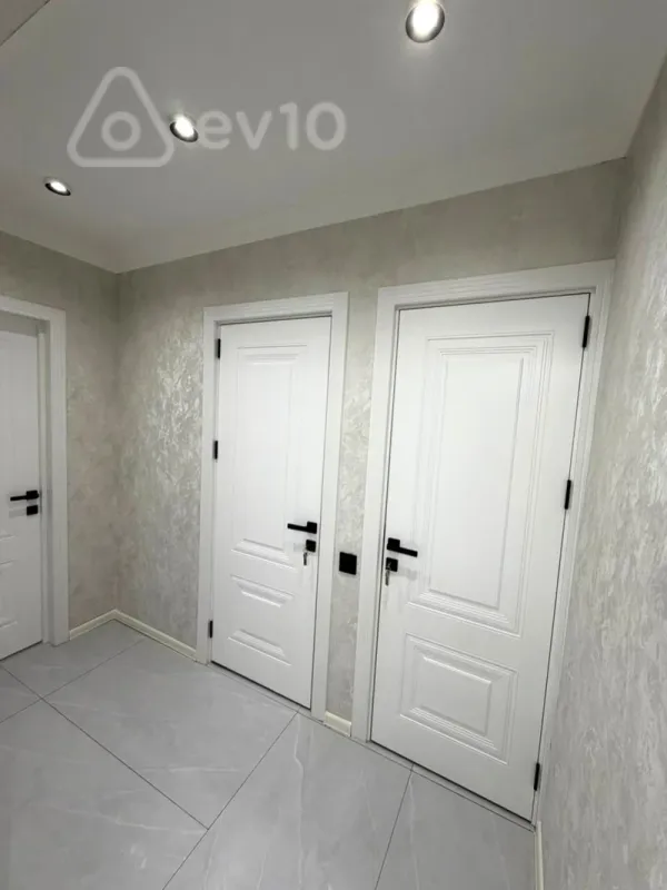 Kirayə verilir 3 otaqlı köhnə tikili 82 m²