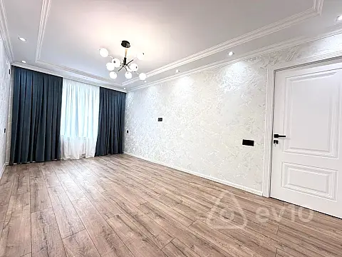 Kirayə verilir 3 otaqlı köhnə tikili 82 m² — Bakı, Nizami 3 otaq 82.00 m²