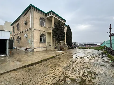 Satılır 8 otaqlı həyət evi 750 m² — Bakı, Nizami 8 otaq 750.00 m²