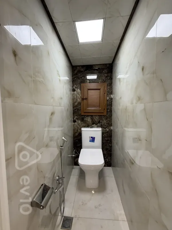 Satılır 3 otaqlı köhnə tikili 85 m²