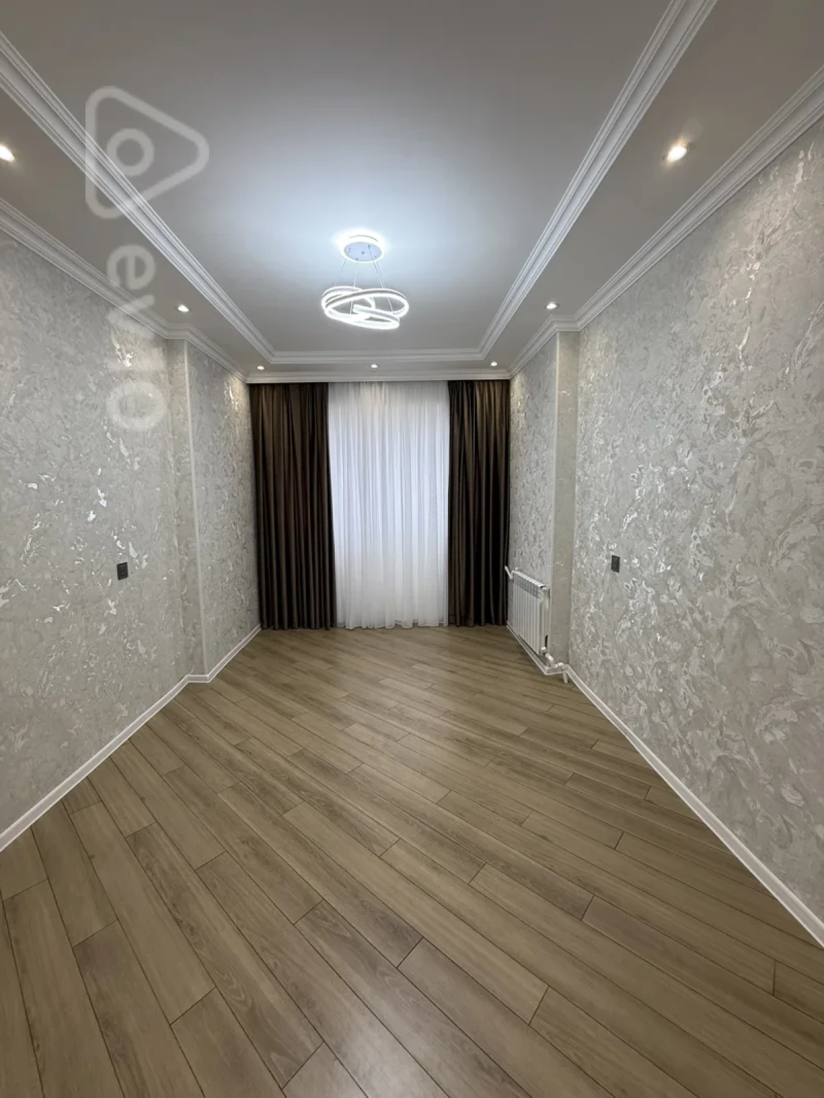 Satılır 3 otaqlı köhnə tikili 85 m²