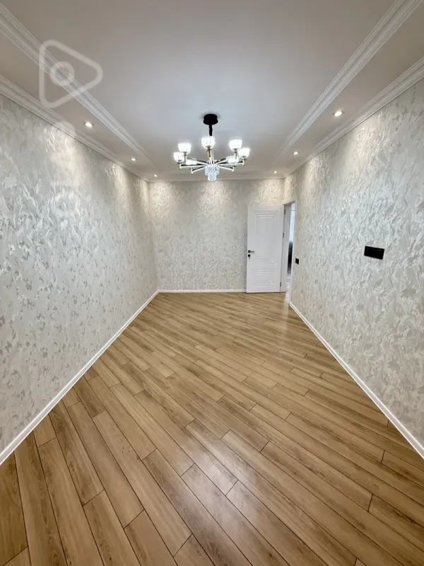 Satılır 3 otaqlı köhnə tikili 85 m²