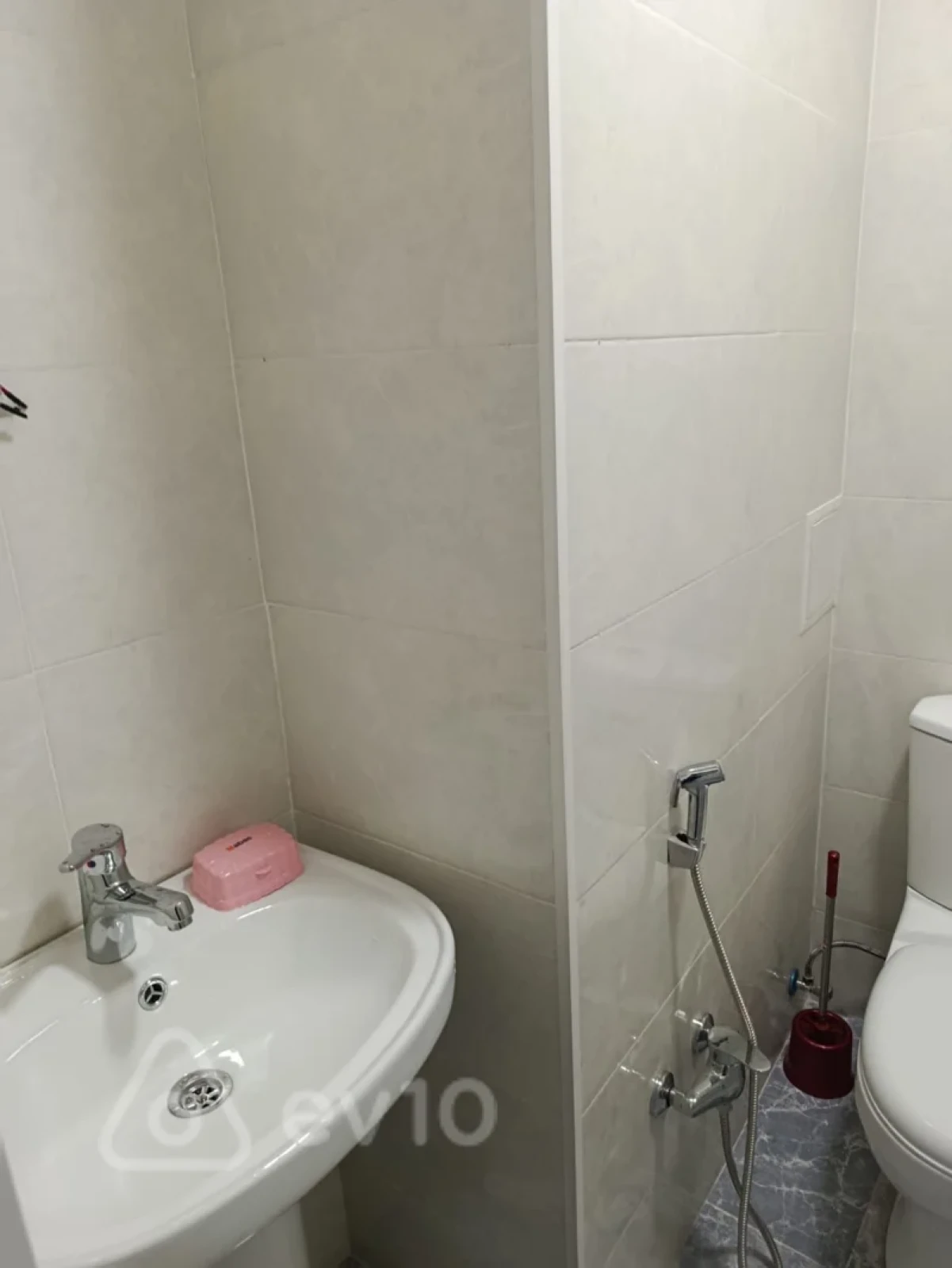 Kirayə verilir 2 otaqlı yeni tikili 50 m²